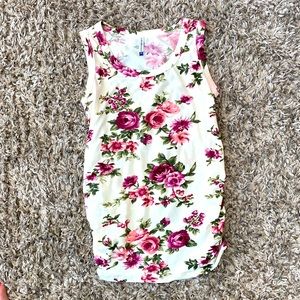 Floral maternity tank! 💐